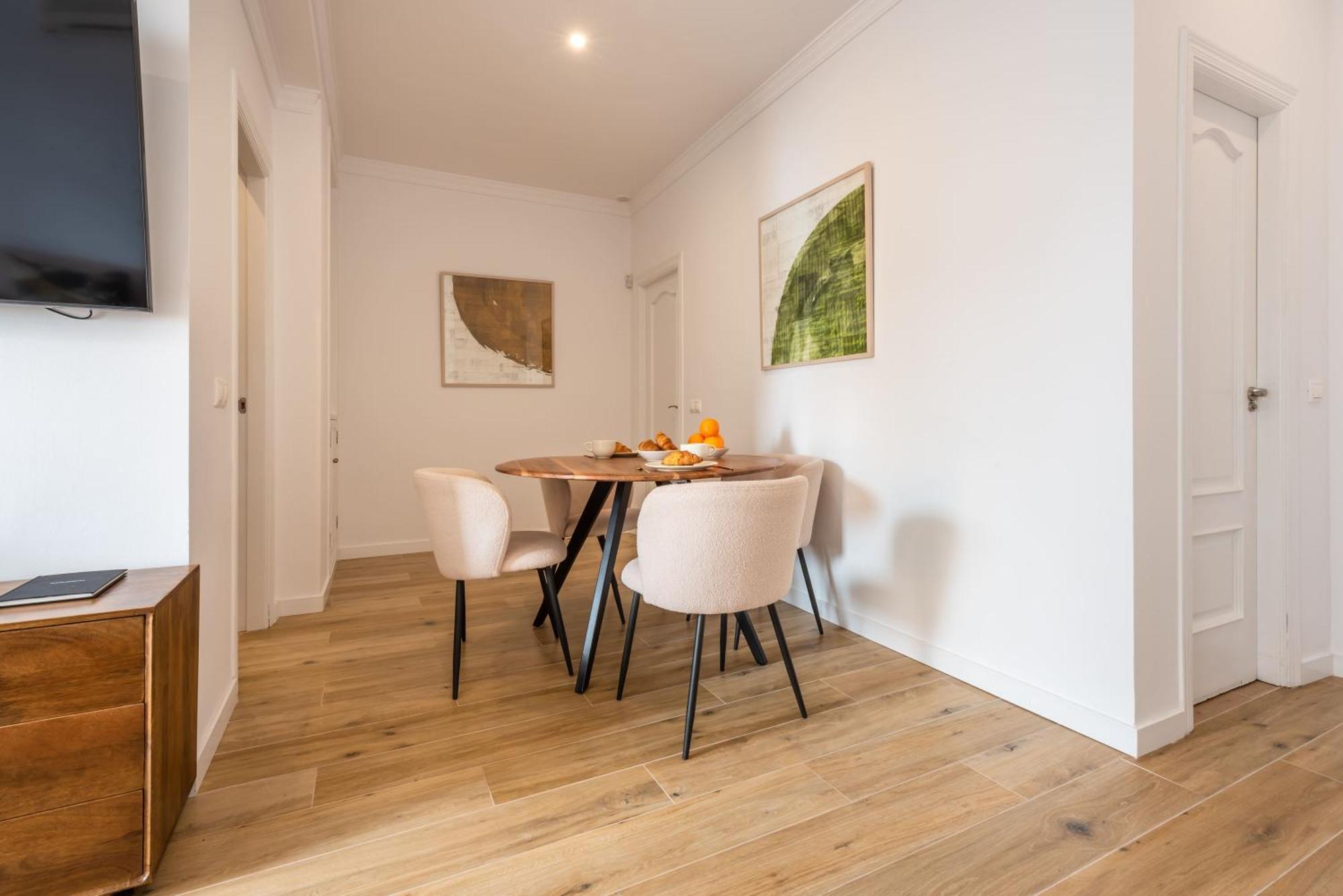 Moderno Apartamento L Marbella Eksteriør billede