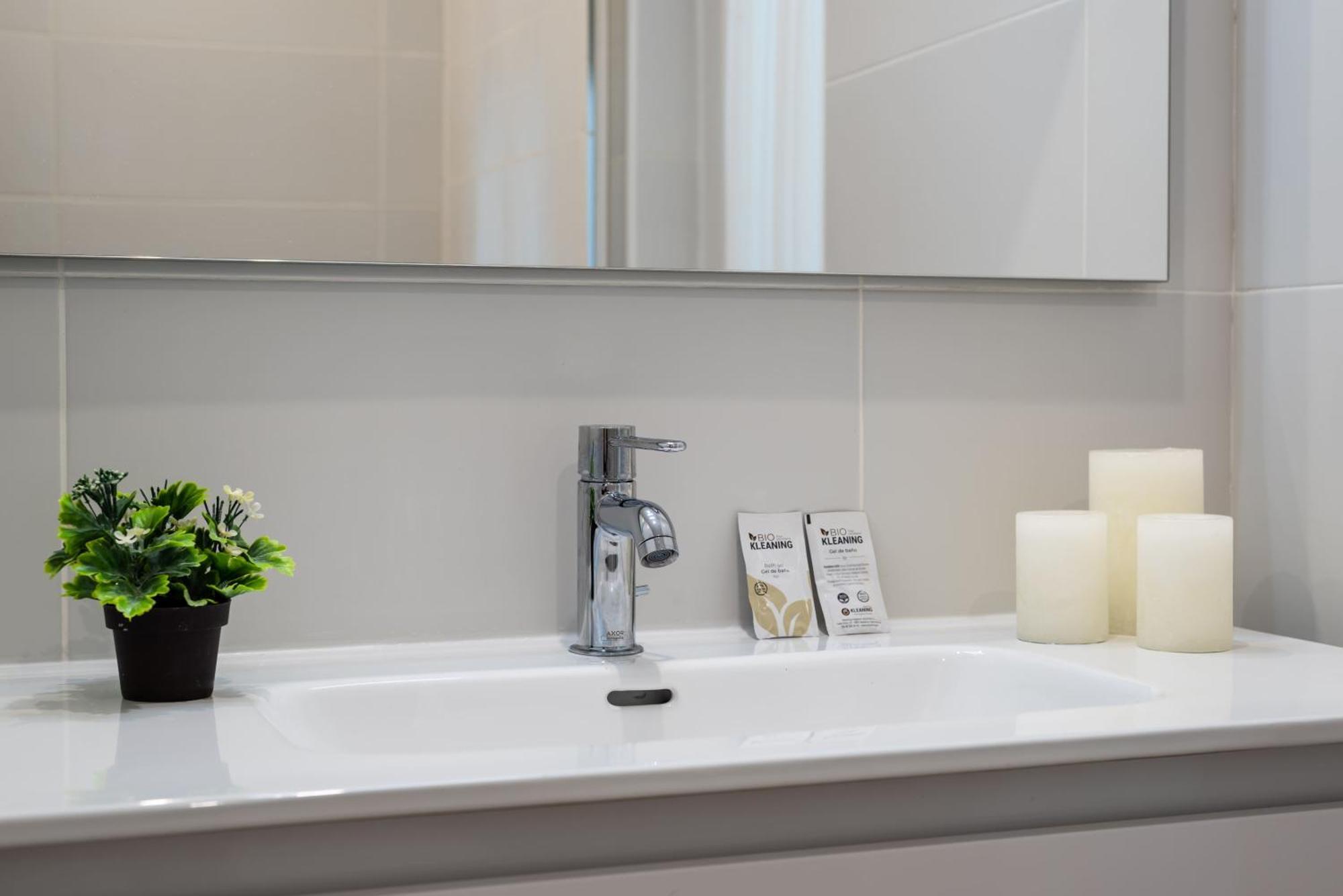 Moderno Apartamento L Marbella Eksteriør billede